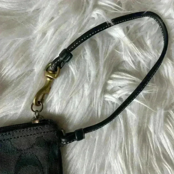 EUC Coach Signature Canvas Logo Zip Closure Wristlet - Black, Leather Corners - Picture 3 of 11